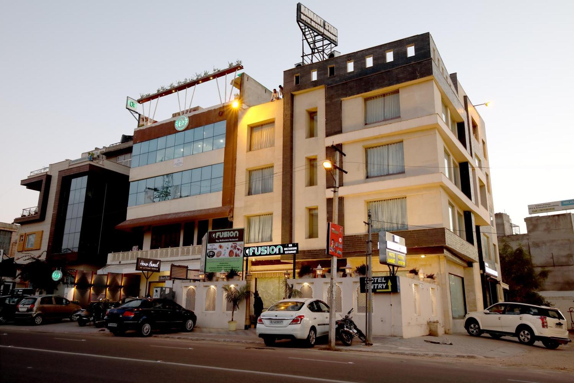 Hotel The Radiant Star Джайпур Екстериор снимка