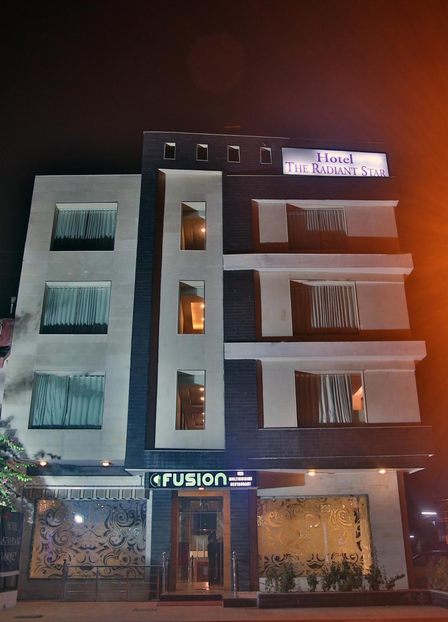 Hotel The Radiant Star Джайпур Екстериор снимка